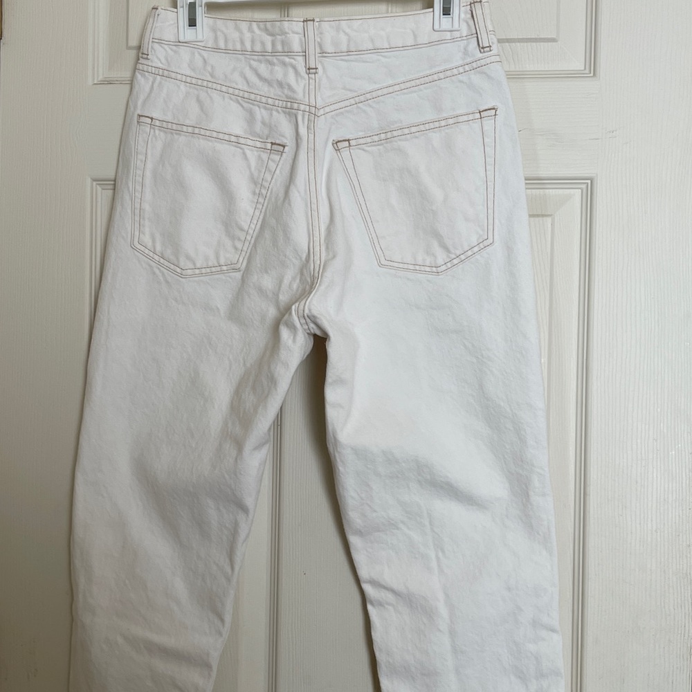 WHITE JEANS - Picture 5 of 6